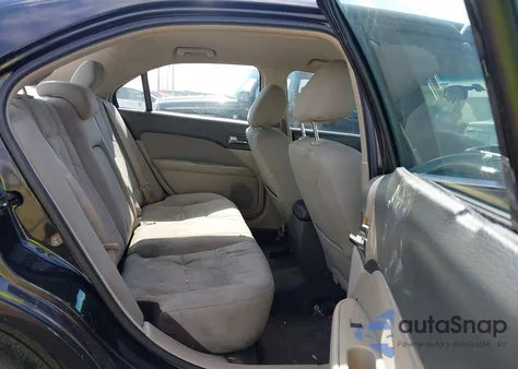 2011 Ford Fusion Se z USA, uszkodzony, nr VIN 3FAHP0HA1BR174728